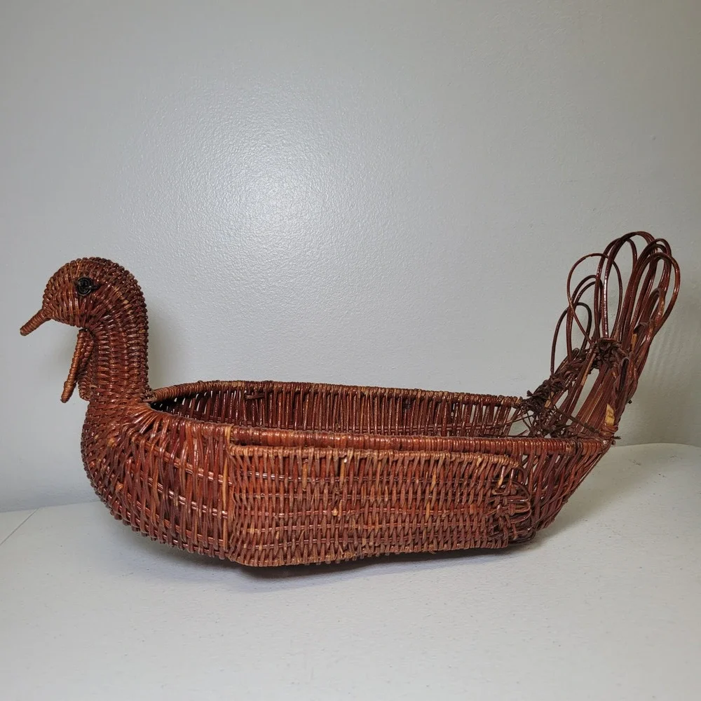 Turkey Roll Bread Basket Vintage Wicker Thanksgiving Brown Handwoven 15 Inch